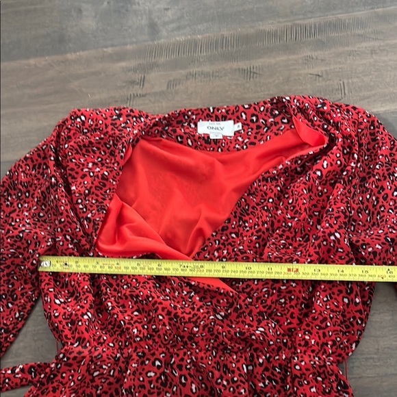 Only Red and Black Wrap Sundress with Sheer Bishop Sleeves - Picture 9 of 10